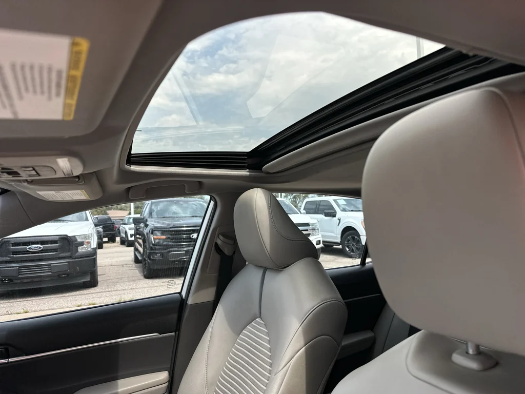 Used 2021 Super White Toyota SE image 26