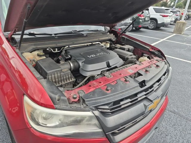 Used 2016 Red Chevrolet Z71 image 39