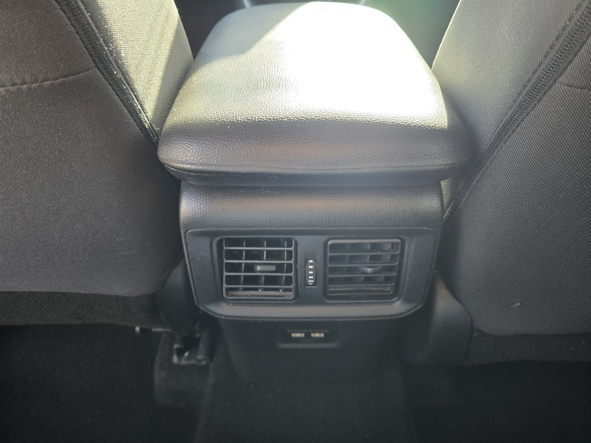 Used 2021 Magnetic Gray Metallic Toyota XLE image 27