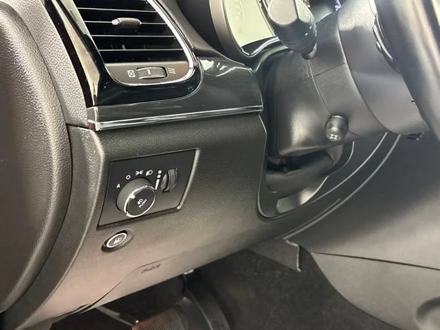 Used 2021 Red Jeep Trailhawk image 22