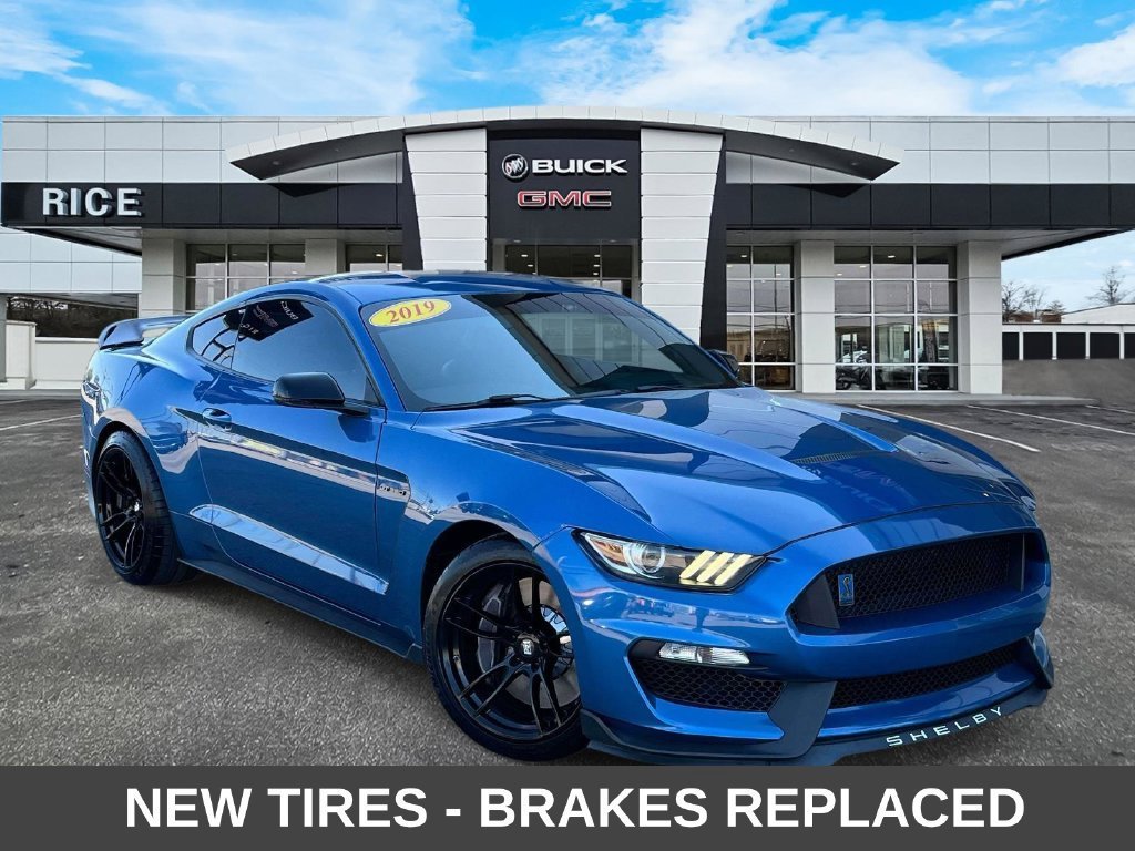 2019 Ford Mustang
