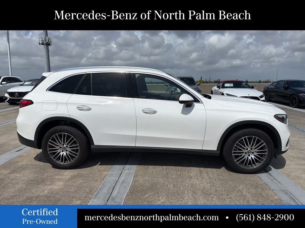 Certified Used 2023 White Mercedes-Benz GLC 300 image 4