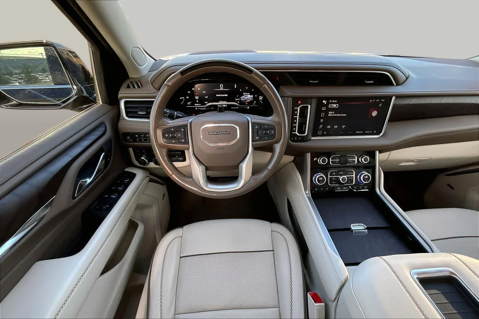 Used 2023 Titanium Rush Metallic GMC Denali image 5