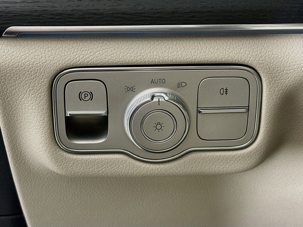 New 2027 Dark Petrol Mercedes-Benz GLE 450 image 10