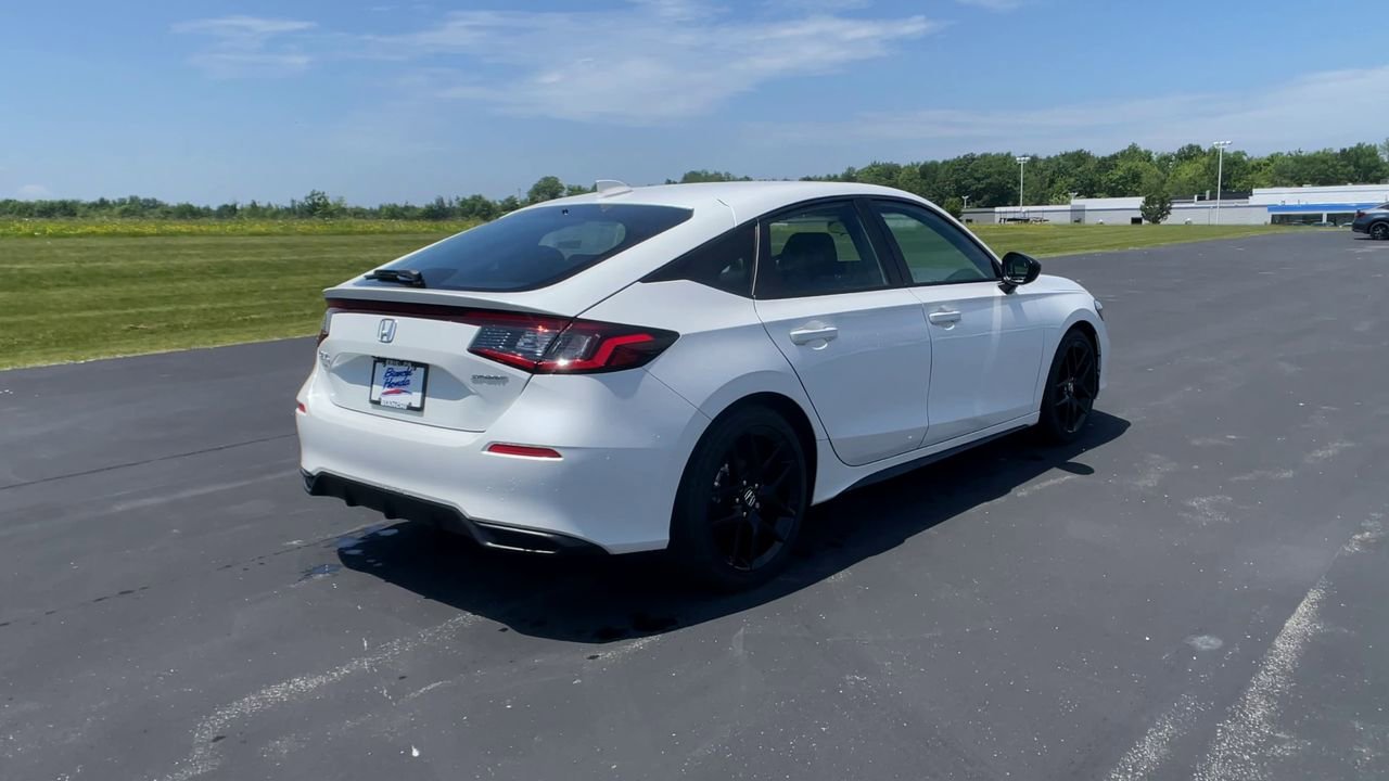 2025 Honda Civic Hatchback Sport - Photo 8
