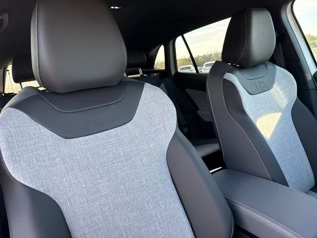 New 2026 Opal White Pearl Volkswagen Pro image 19