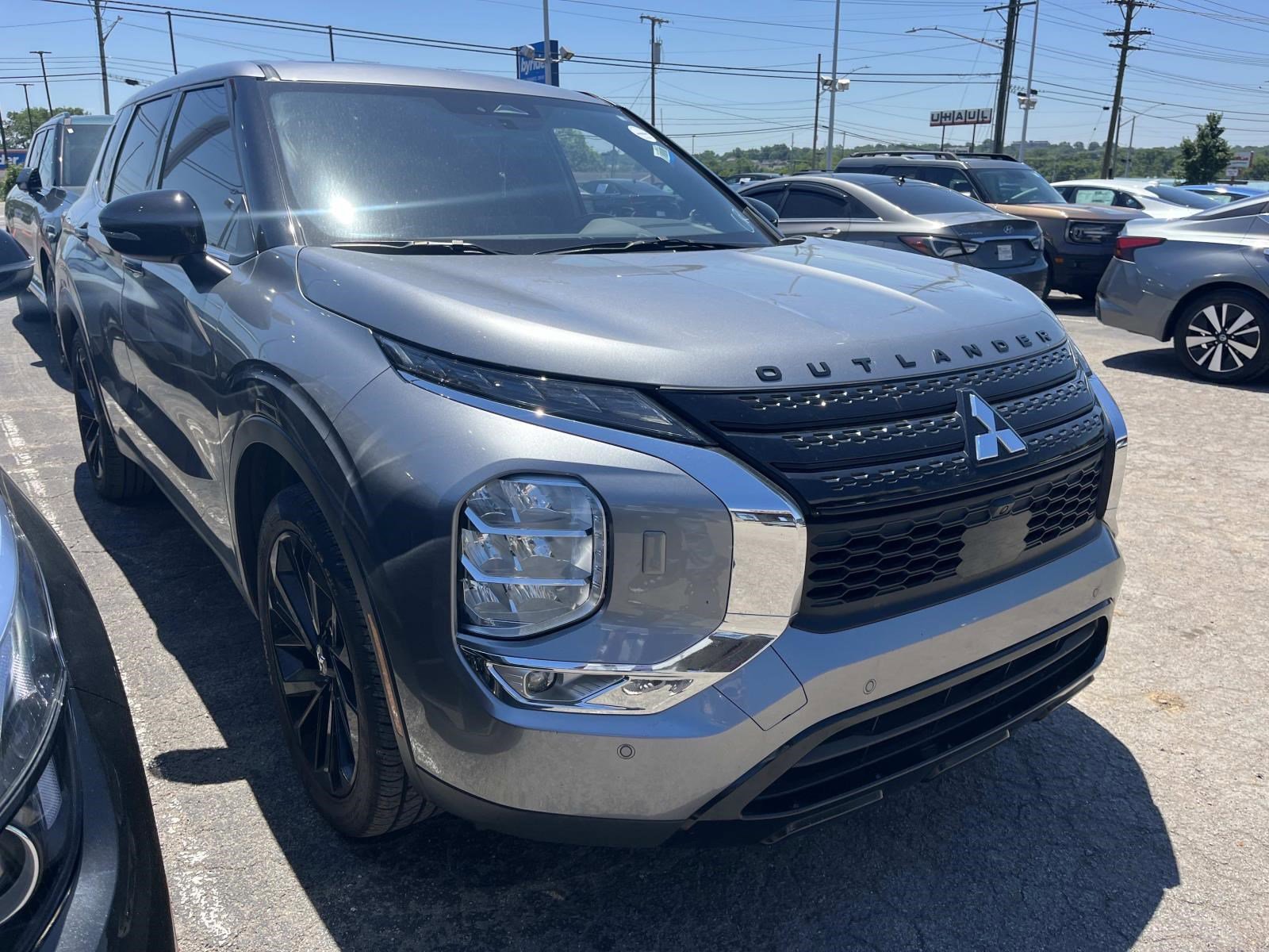 2022 Mitsubishi Outlander BE S-AWC's photo