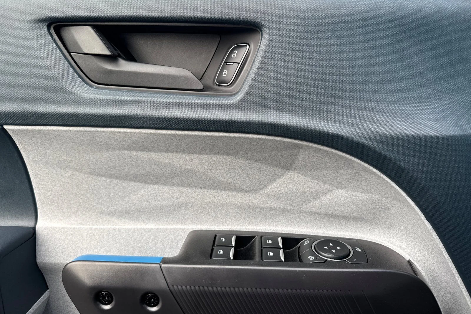 New 2026 Azure Gray Metallic Tri-Coat Ford XLT image 11