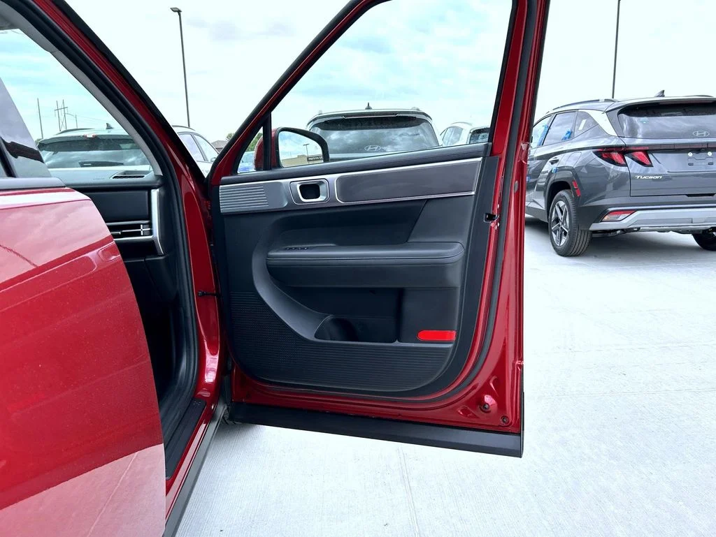 Used 2026 Red Hyundai SEL image 17