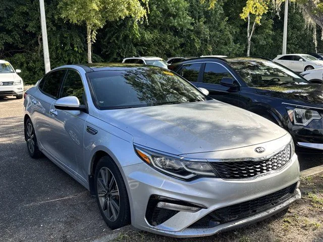Used 2019 Silver Kia LX image 1