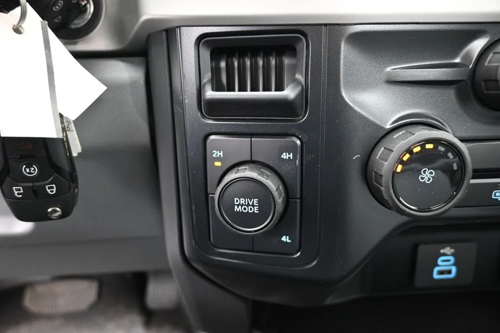 New 2025 White Ford XL image 17