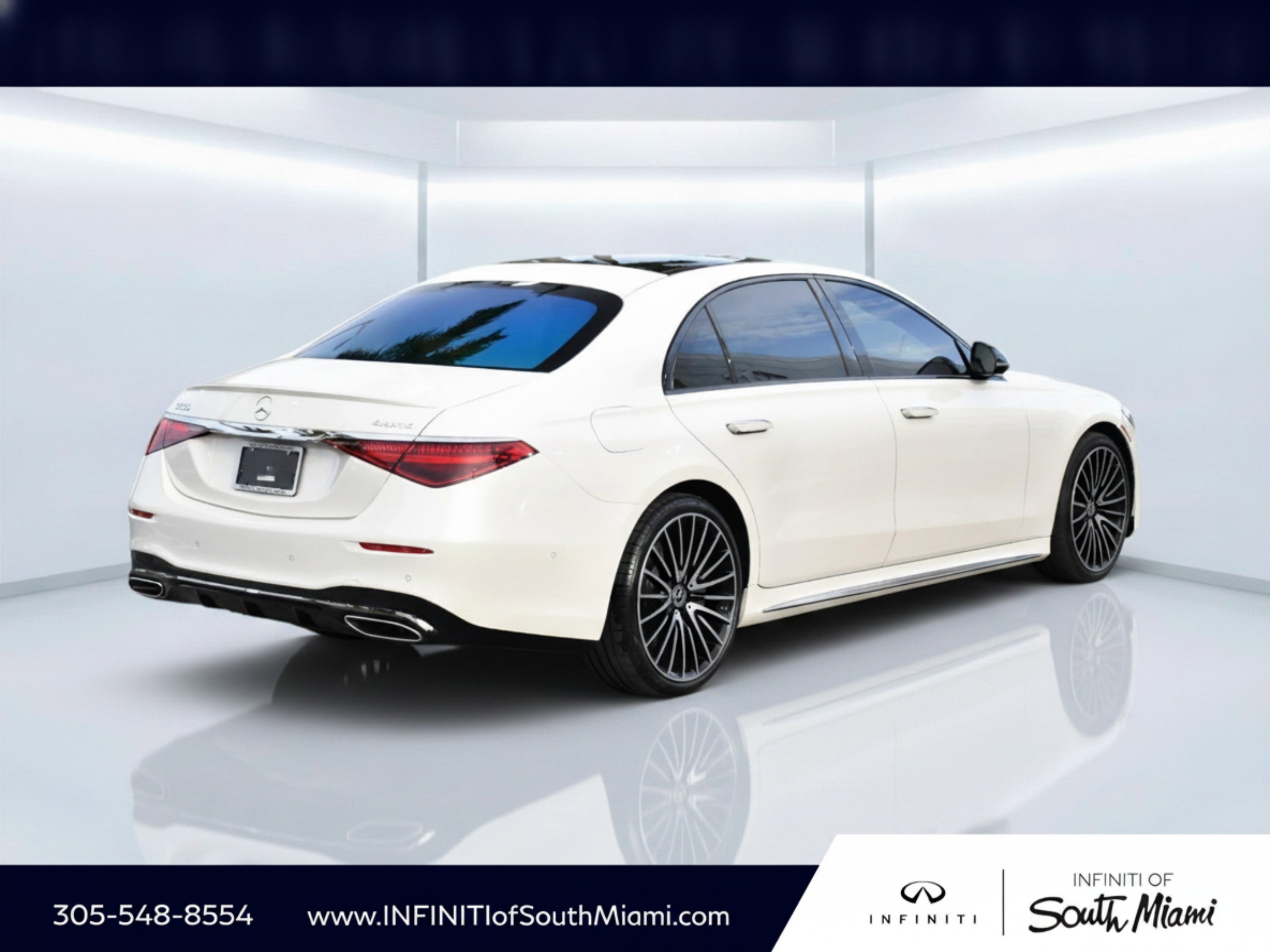 Used 2023 Diamond White Mercedes-Benz S 500 image 4