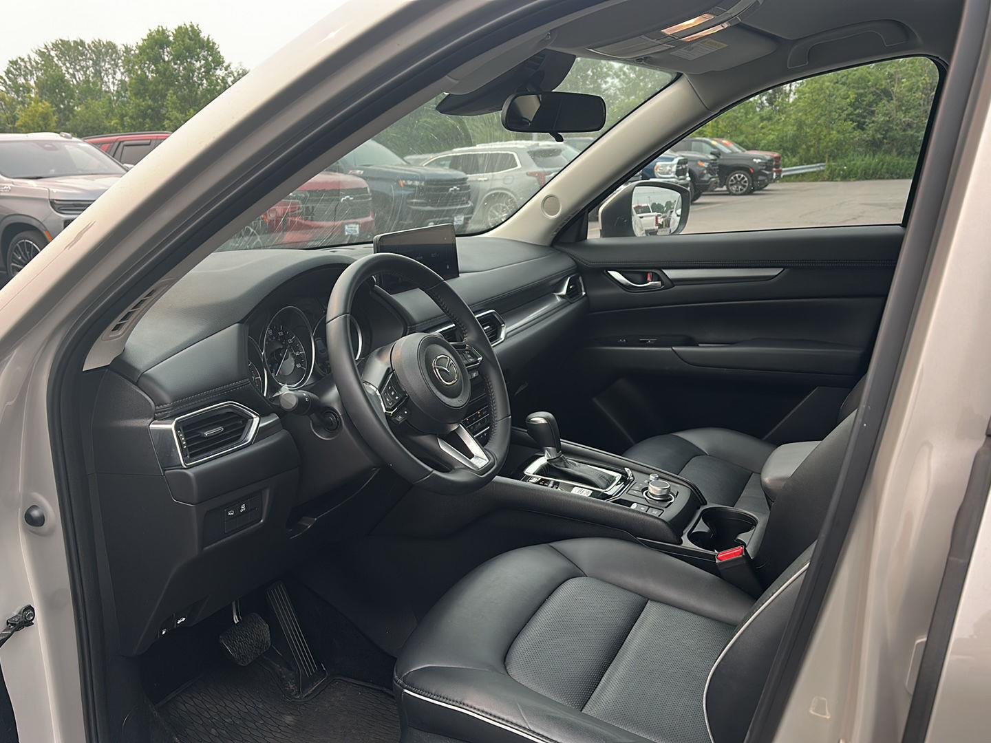 Used 2025 Platinum Quartz Metallic Mazda 2.5 S Select Package image 7