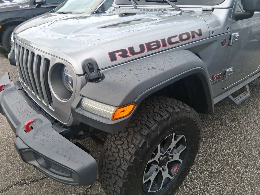 Used 2020 Silver Jeep Unlimited Rubicon image 14