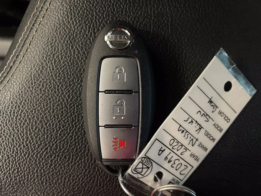Certified Used 2020 Silver Nissan S image 18