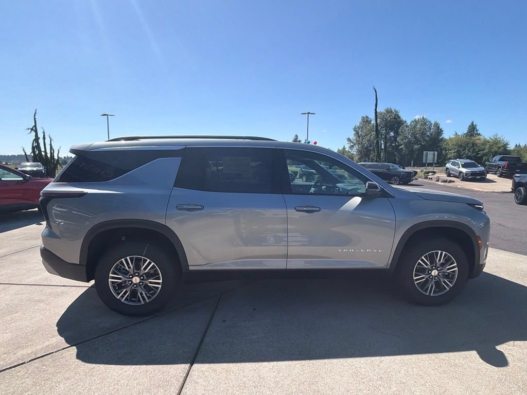 2026 Chevrolet Traverse LT - Photo 6