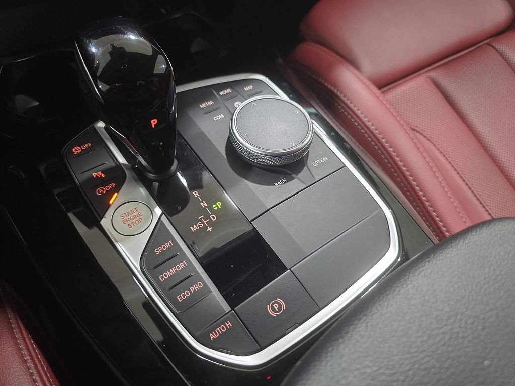 Used 2023 Black Sapphire Metallic BMW sDrive30i image 19