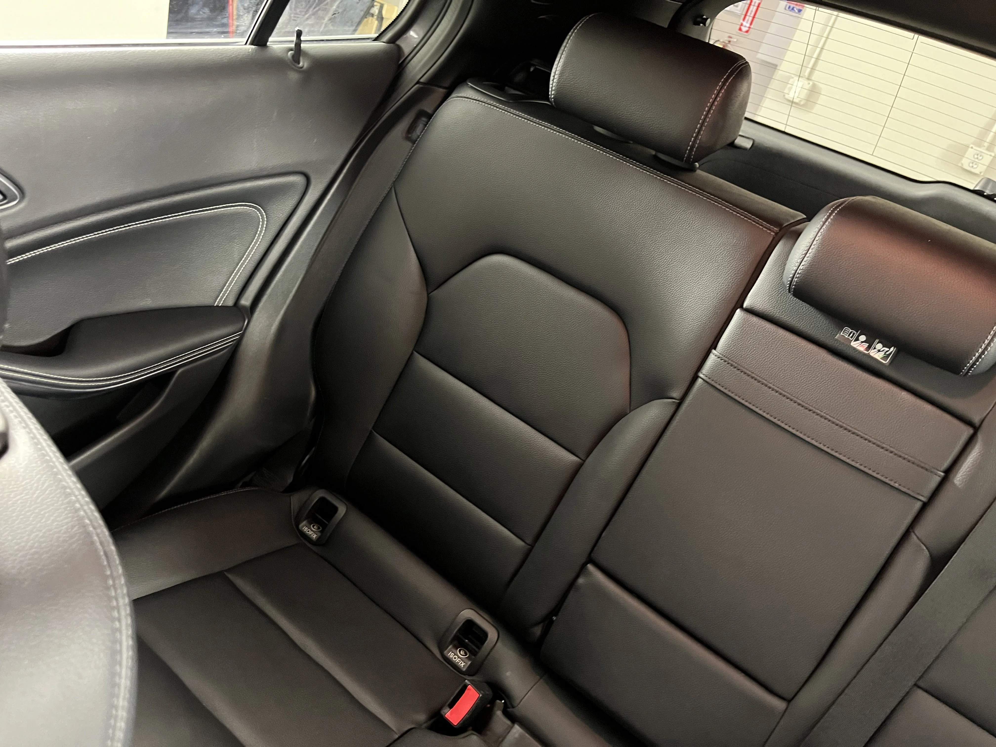Used 2019 Mountain Grey Metallic Mercedes-Benz GLA 250 image 21