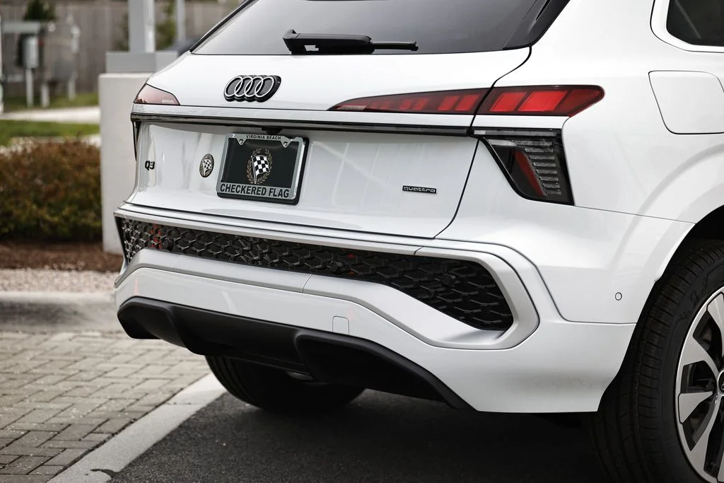 New 2026 Glacier White Metallic Audi S line image 9