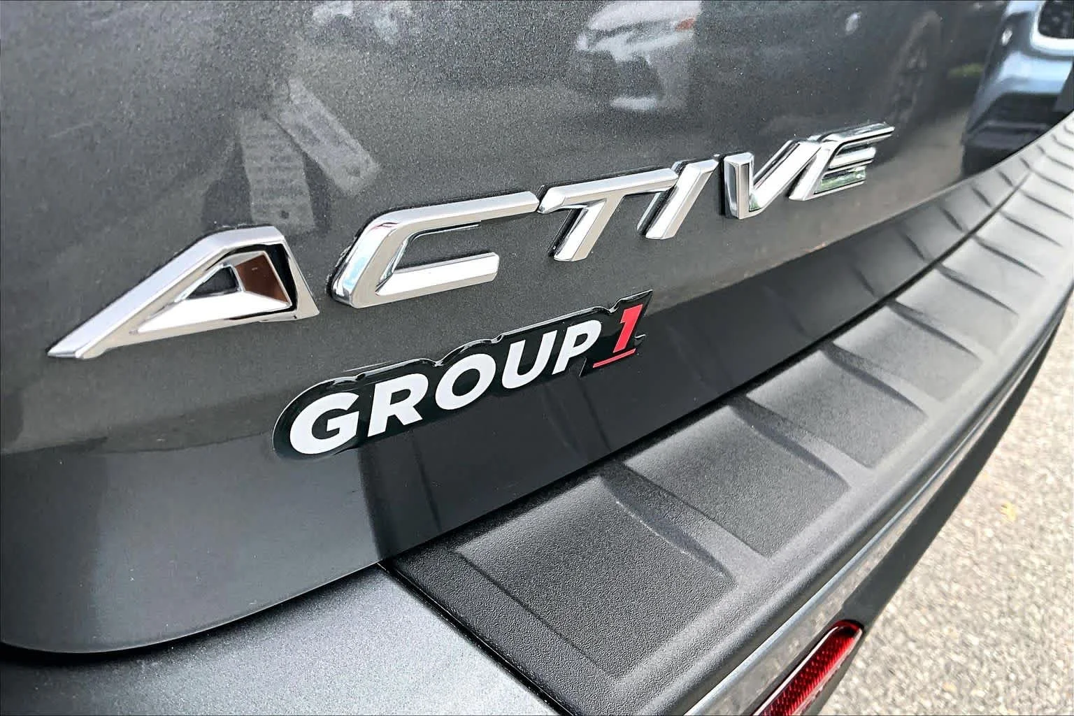 Used 2025 Carbonized Gray Ford Active image 10