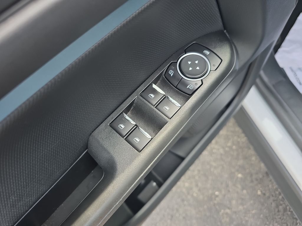Used 2021 White Ford Badlands image 11