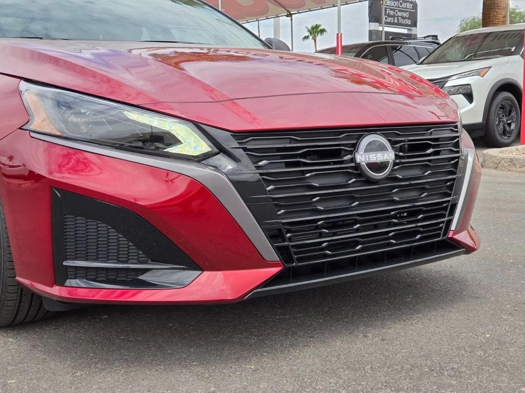 New 2026 Scarlet Ember Tintcoat Nissan SV image 2