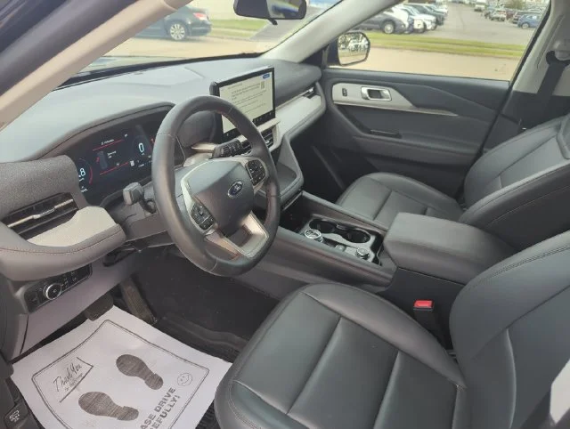 Used 2025 Black Ford Active image 19