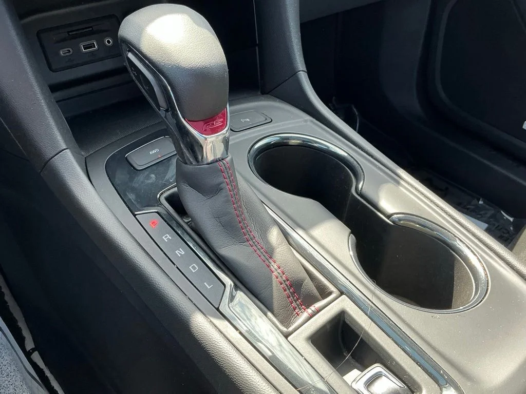 Used 2023 Red Chevrolet RS image 44