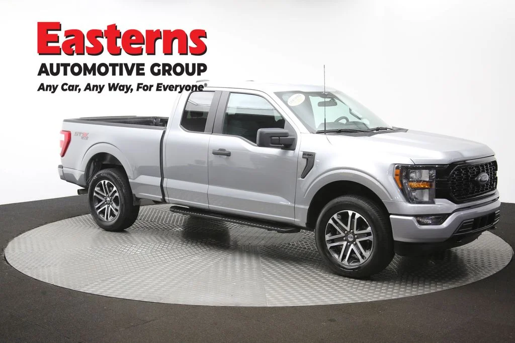 Used 2023 Silver Ford XL image 49