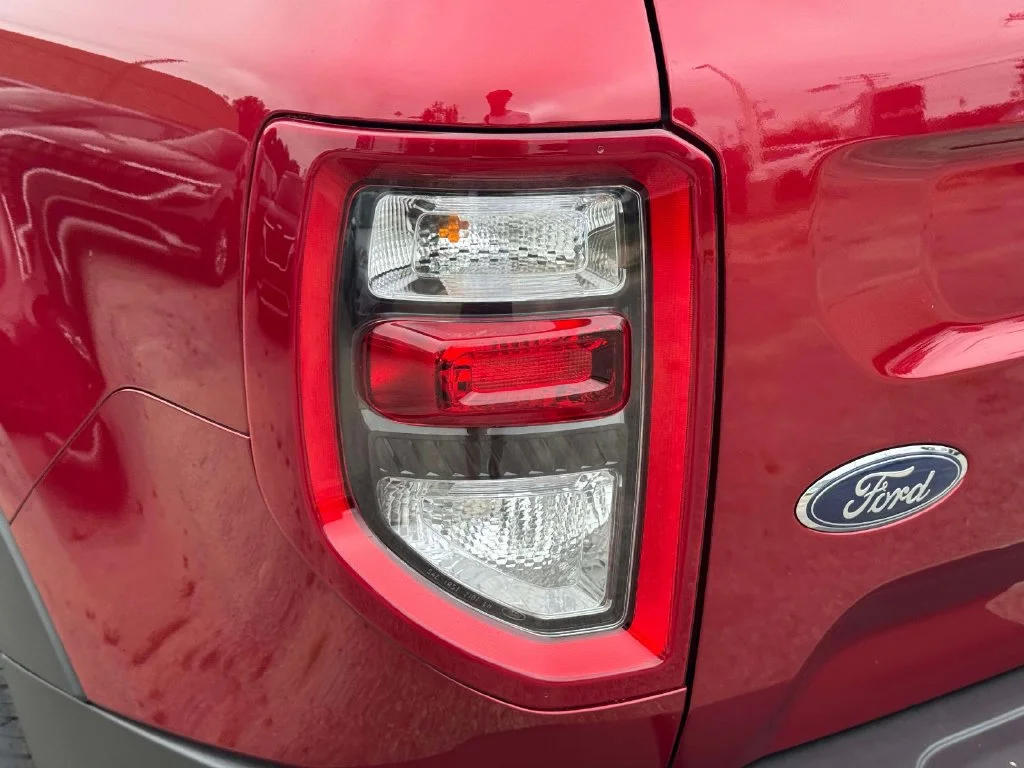 Used 2025 Red Ford Big Bend image 12