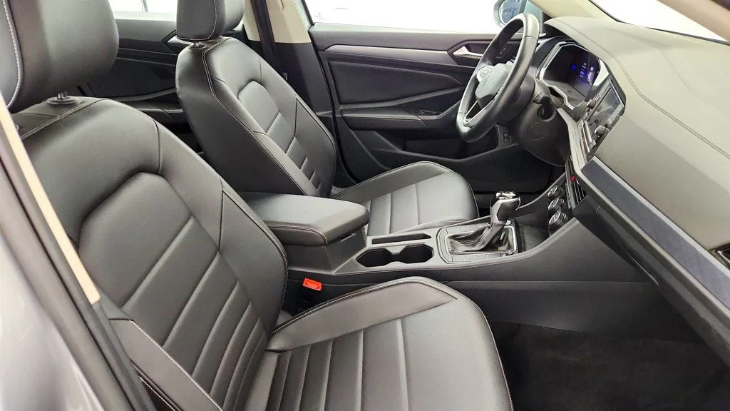Used 2024 Pyrite Silver Metallic Volkswagen SE Automatic image 20
