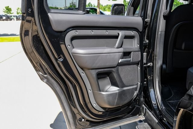 2025 Land Rover Defender V8 - Photo 66