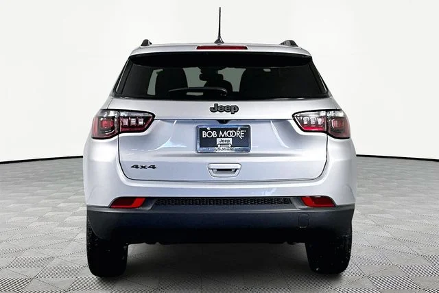 New 2026 Silver Jeep Latitude image 5
