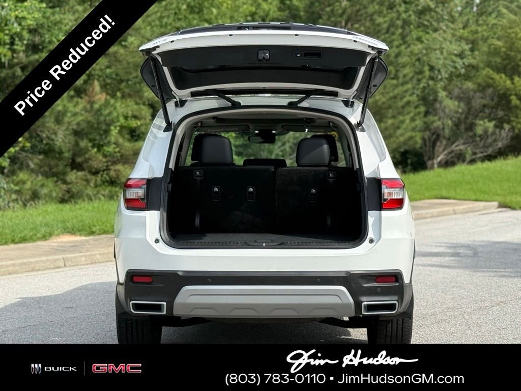 Used 2023  Honda Touring image 17