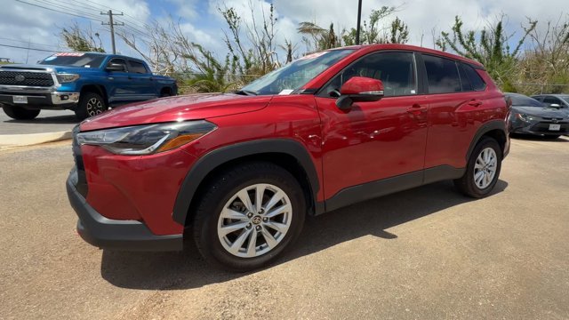 Used 2024  Toyota LE image 7
