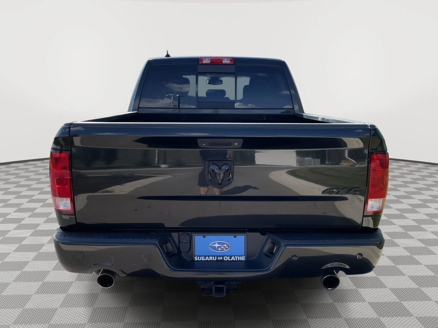 Used 2018 Brilliant Black Crystal Pearlcoat Ram Big Horn image 10