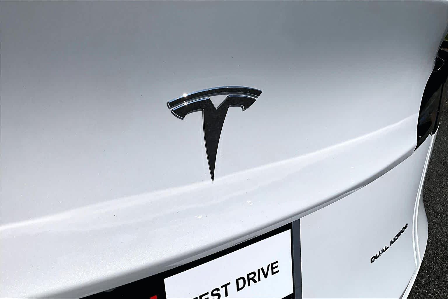 Used 2023 Pearl White Multi Tesla  image 30