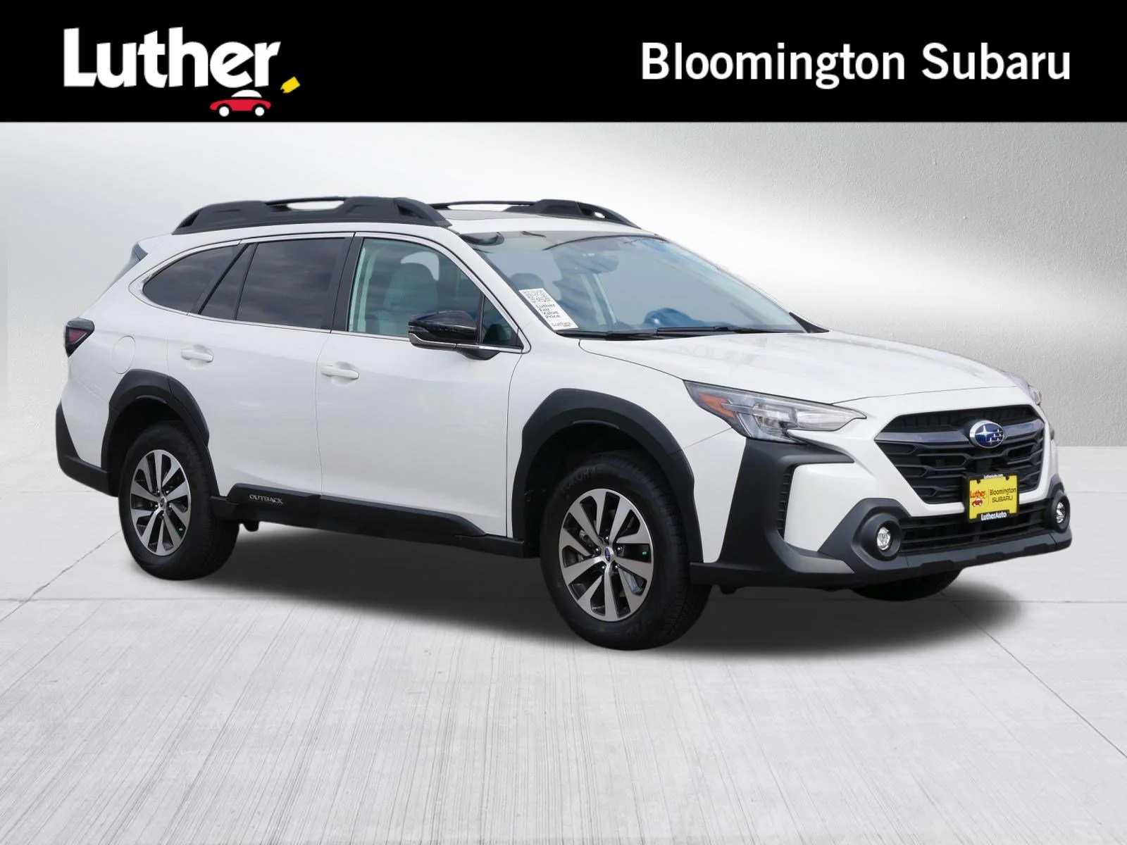 2025 Subaru Outback Premium's photo