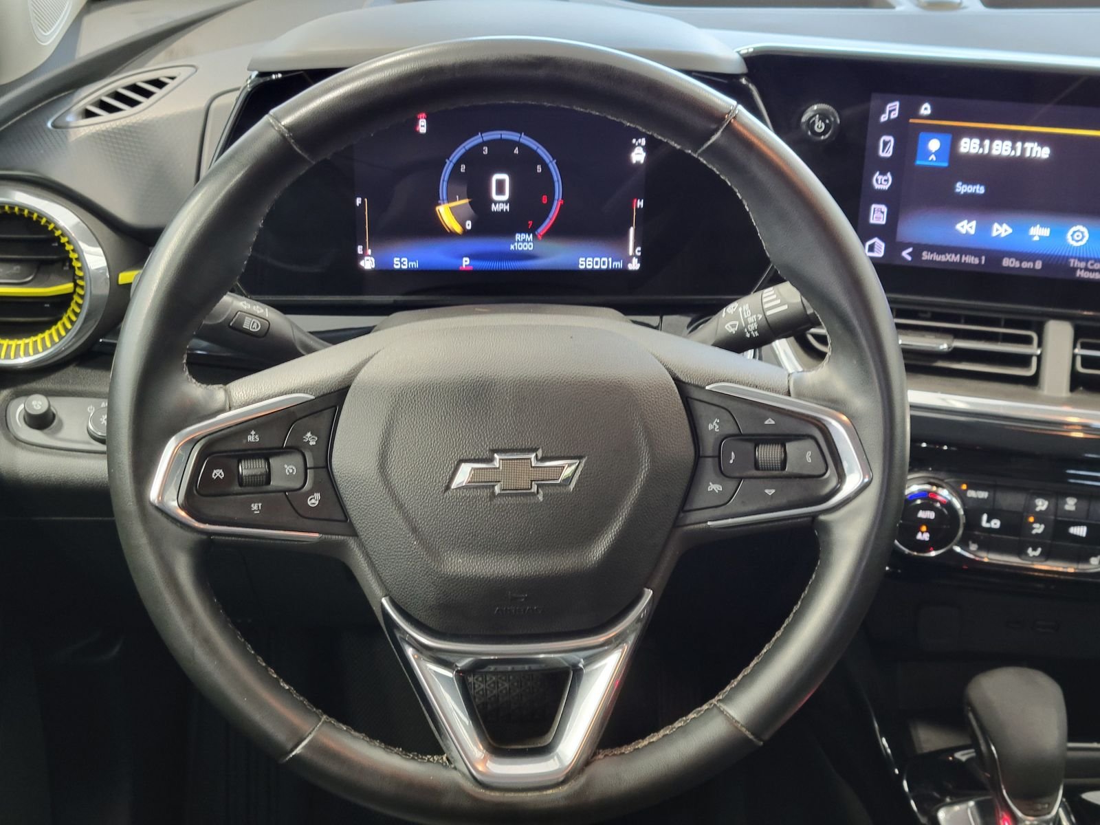 Used 2024 Red Chevrolet ACTIV image 27