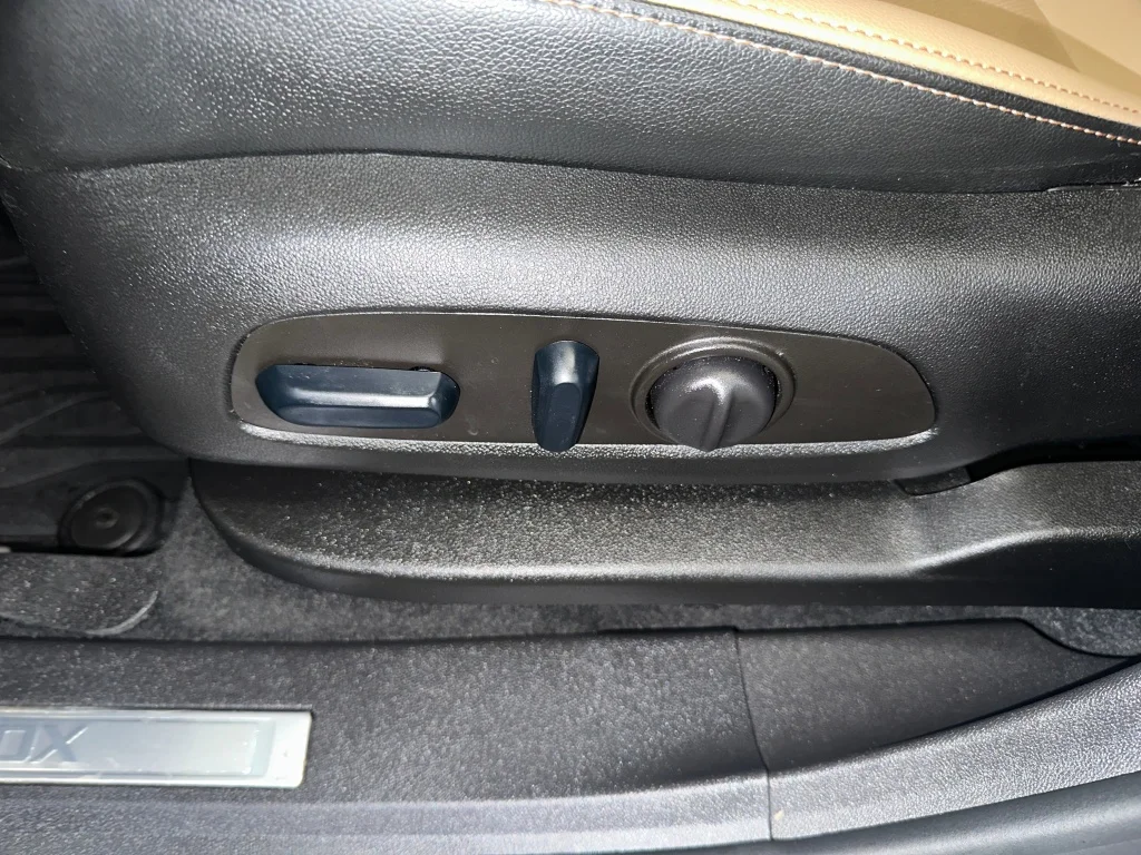 2023 Chevrolet Equinox Premier - Photo 6