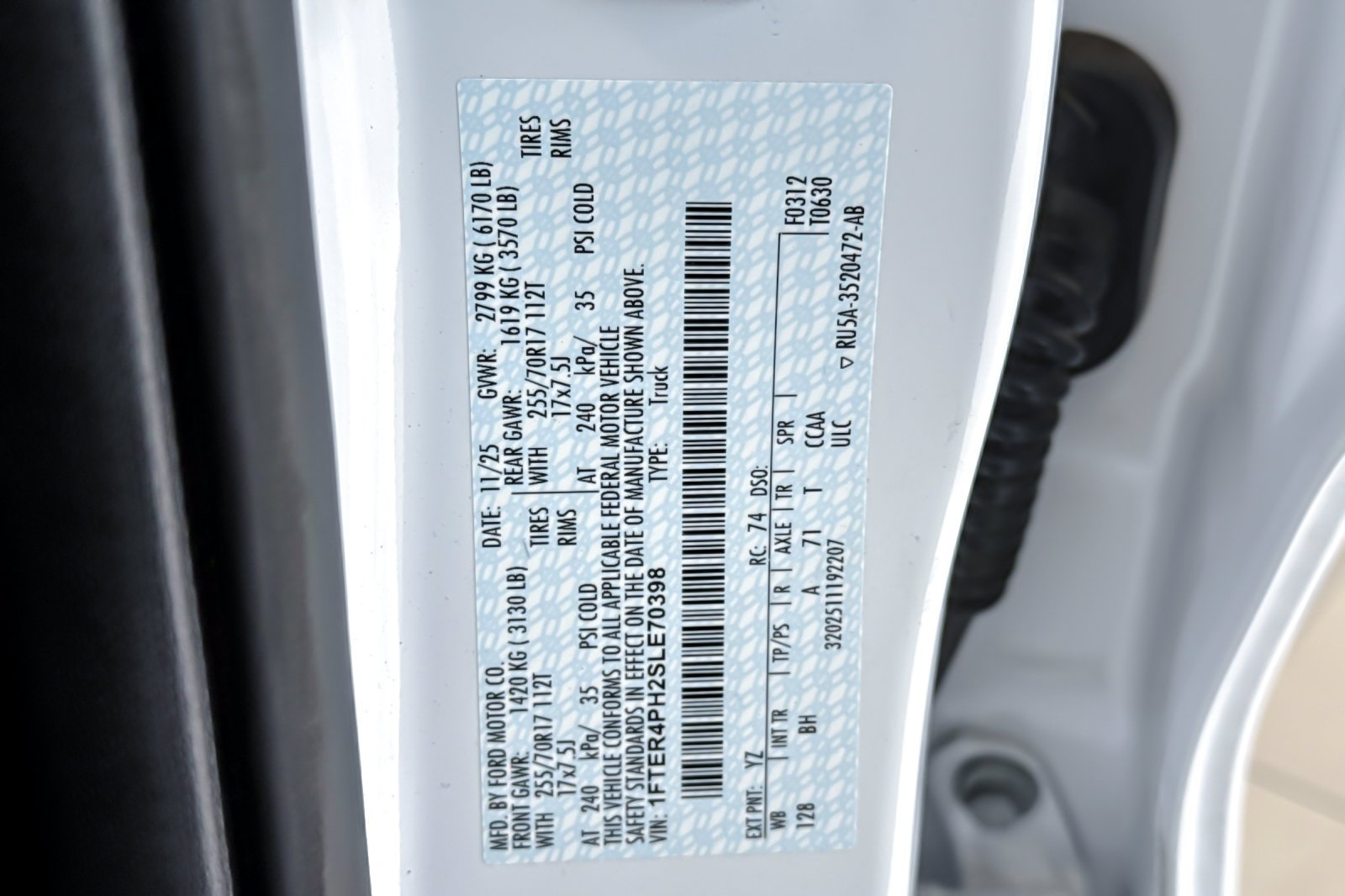 Certified Used 2025 Oxford White Ford XL image 26
