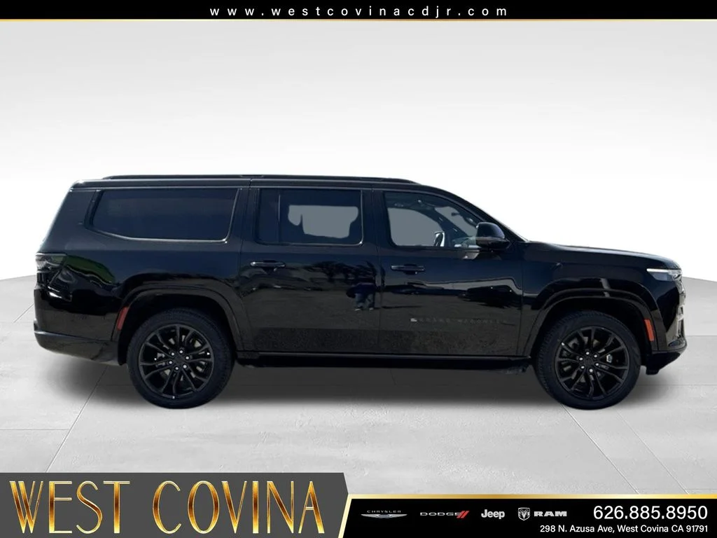 New 2026 High Gloss Black Jeep Summit Reserve image 6