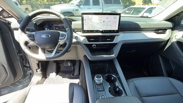 2026 Ford Explorer Active - Photo 18