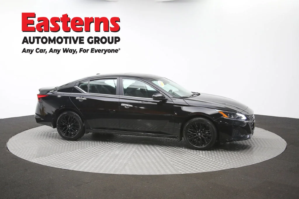 Used 2025 Black Nissan 2.5 SV image 48