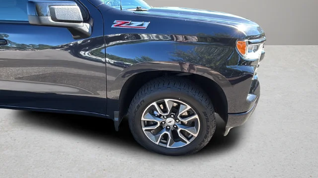 Used 2022 Gray Chevrolet RST image 37