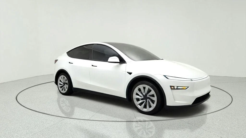 Used 2026 Pearl White Multi-Coat Tesla Long Range AWD image 3