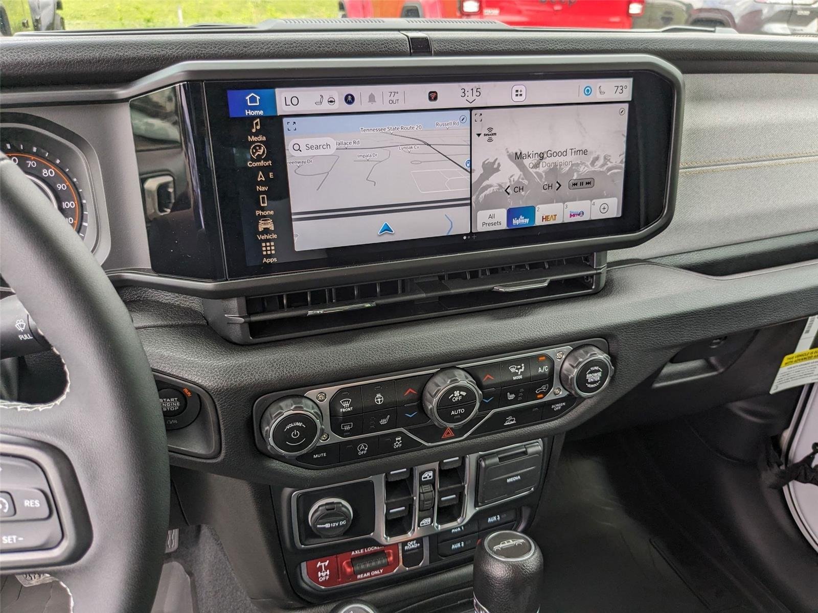 2025 Jeep Gladiator Willys - Photo 13