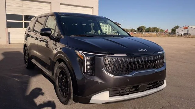 Used 2026 Gray Kia LXS image 4