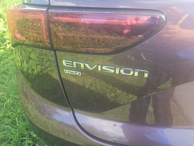 Used 2024 Purple Buick Preferred image 5