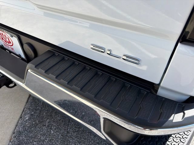 New 2026 Summit White GMC SLE image 9
